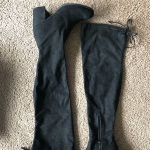 Knee high Unisa boot 8.5